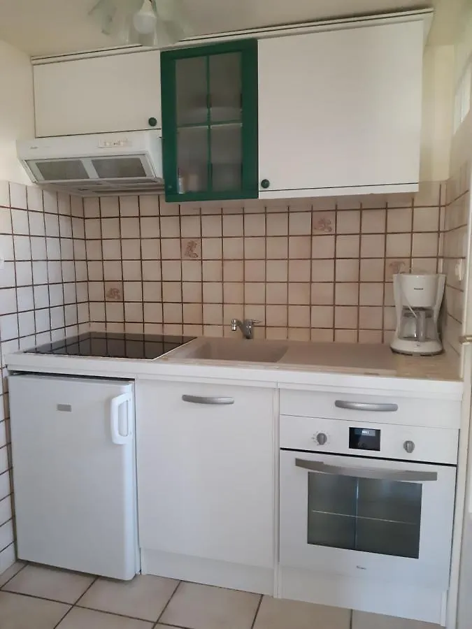L'Arche En Rez De Jardin De Villa A Toulon