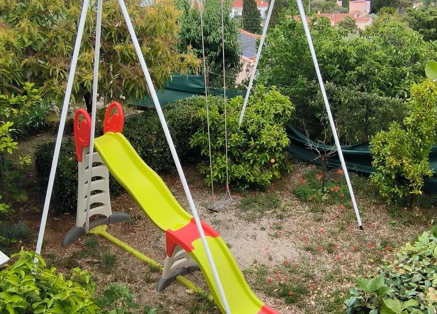 Apartment L'Arche En Rez De Jardin De Villa A Toulon France